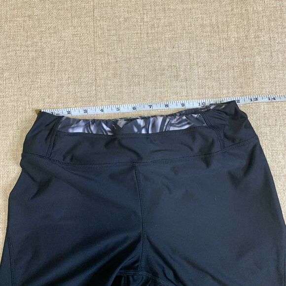 Kyodan women Black Floral Print Leggings Yoga Pants sz medium capris - Picture 7 of 9